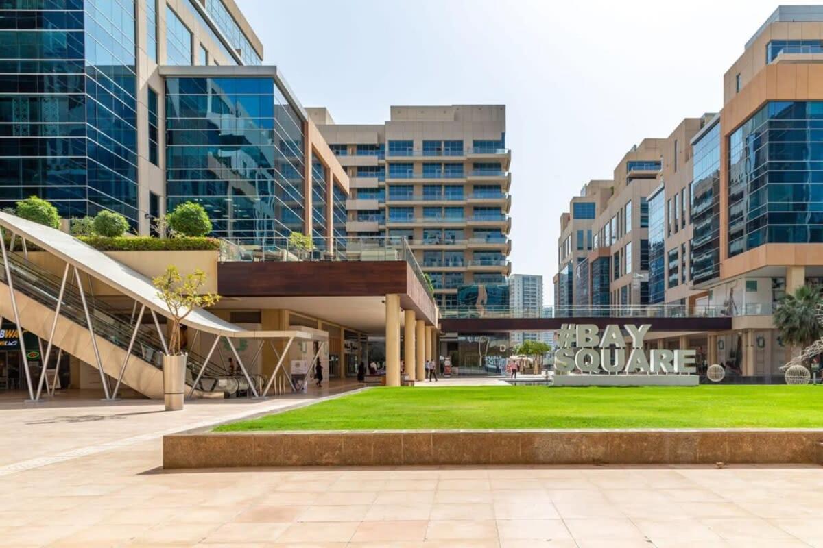 Frank Porter - Bay Square Apartment Dubai Exterior photo