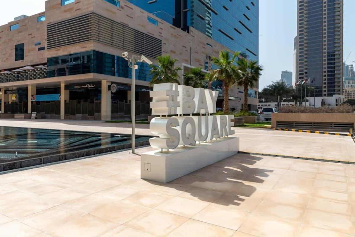 Frank Porter - Bay Square Apartment Dubai Exterior photo